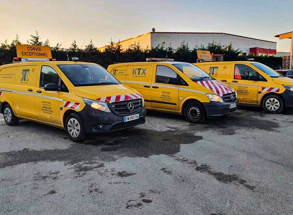 Véhicules d’escorte KTX — convoi exceptionnel